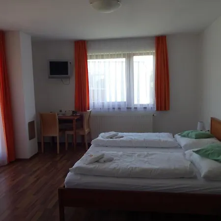 Baláca Panzió 4* Veszprém