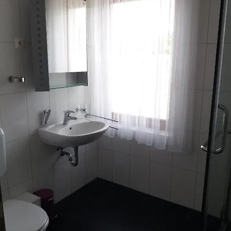 招待所 巴雷卡班佐酒店