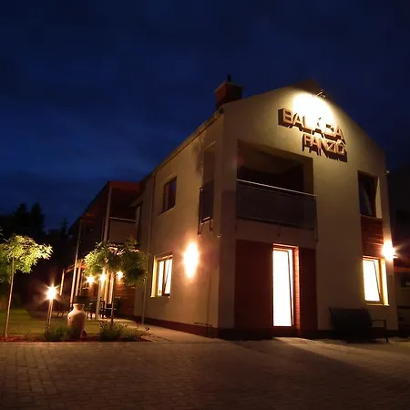 招待所 巴雷卡班佐酒店 维斯普雷姆