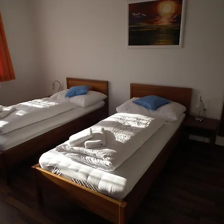 招待所 巴雷卡班佐酒店 4*