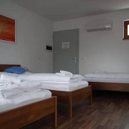 招待所 巴雷卡班佐酒店 维斯普雷姆