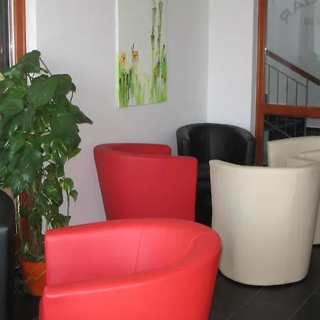 巴雷卡班佐酒店 4* 维斯普雷姆