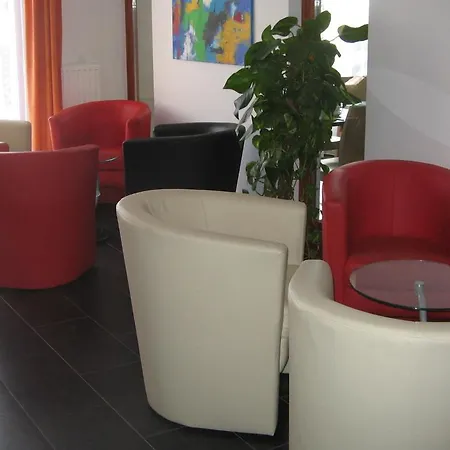 招待所 巴雷卡班佐酒店