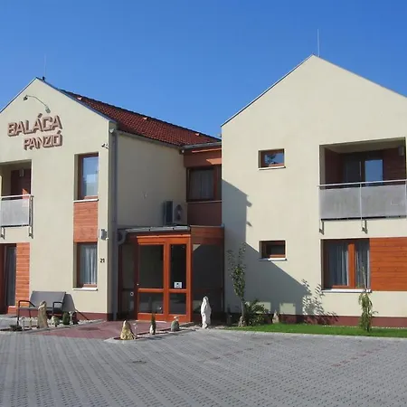 Baláca Panzió Affittacamere