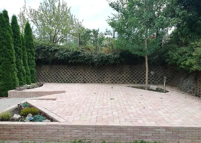 Balaca Panzio 4* Veszprém